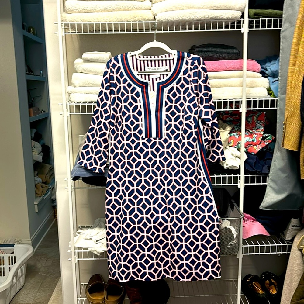Adorable classic Gretchen Scott Designs shift dress.